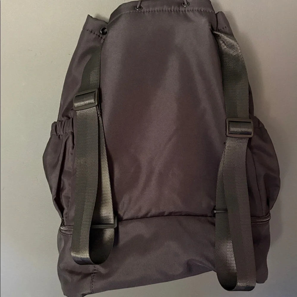 Beyond Yoga NWT black Drawstring Backpack